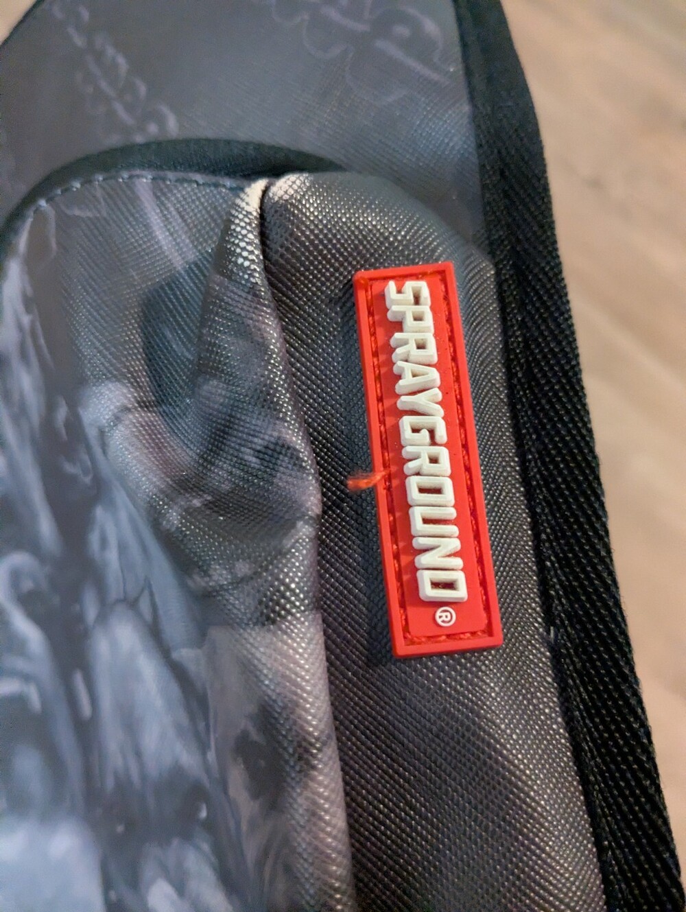 Sprayground Black & Gray Bulldog Graphic Chest Pack - Picture 4 of 4